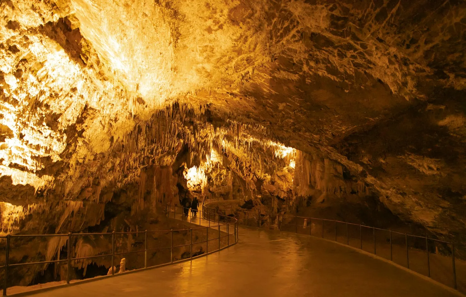Cave exploration — mapping the unknown